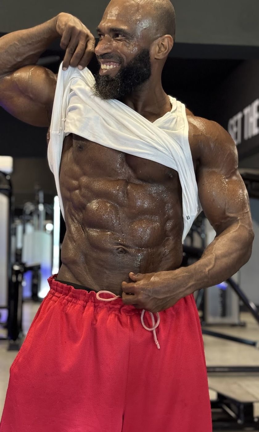 Athlete showing abdominal definition